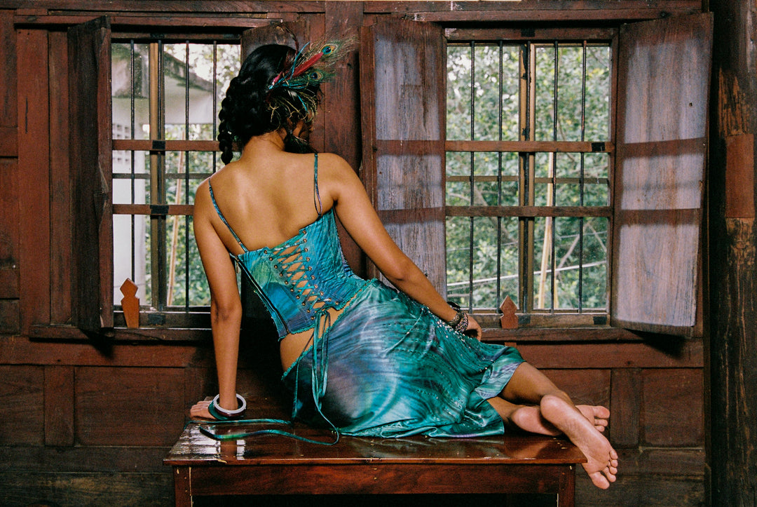 Pak Sa corset