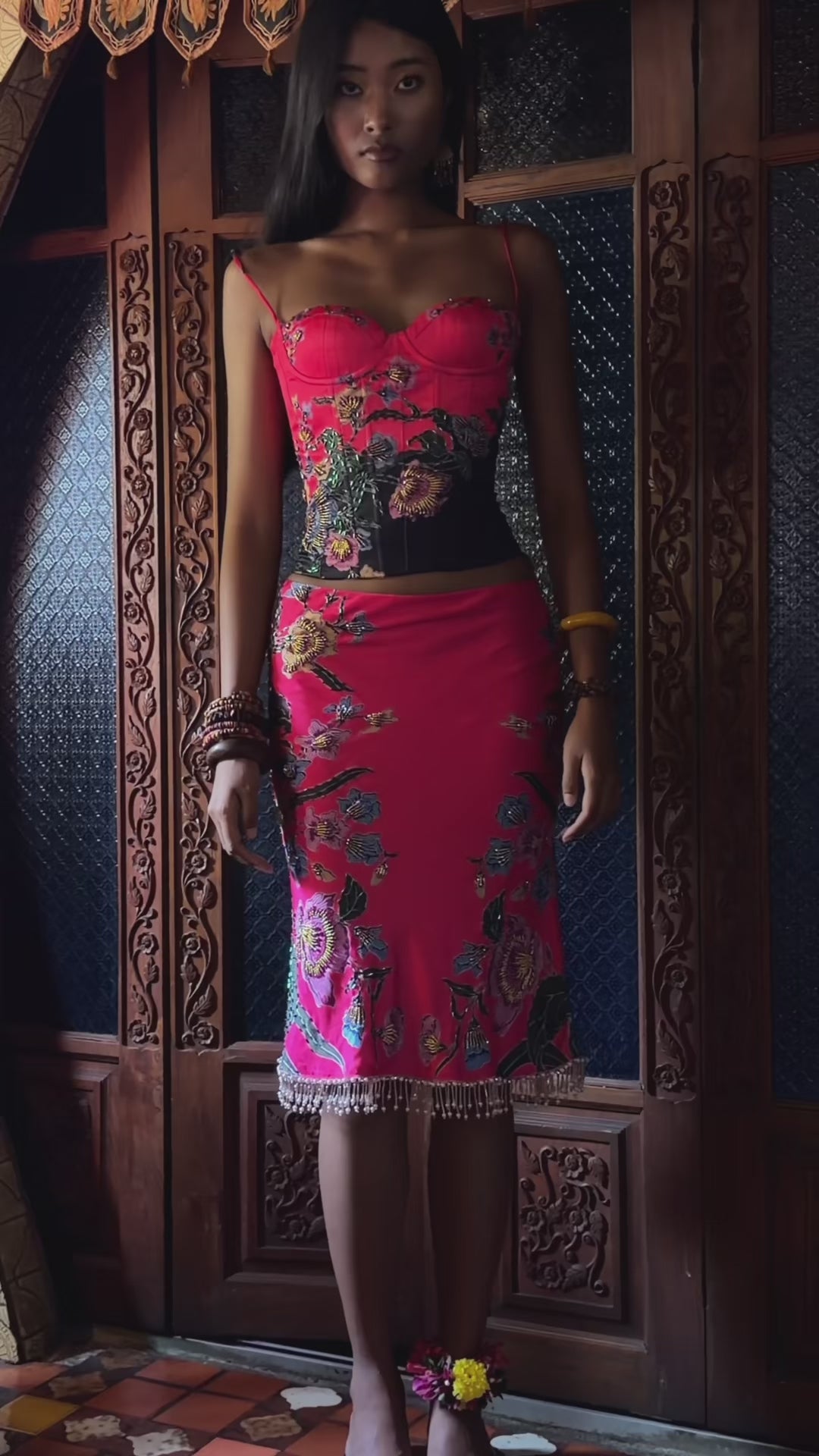 Sinh midi skirt